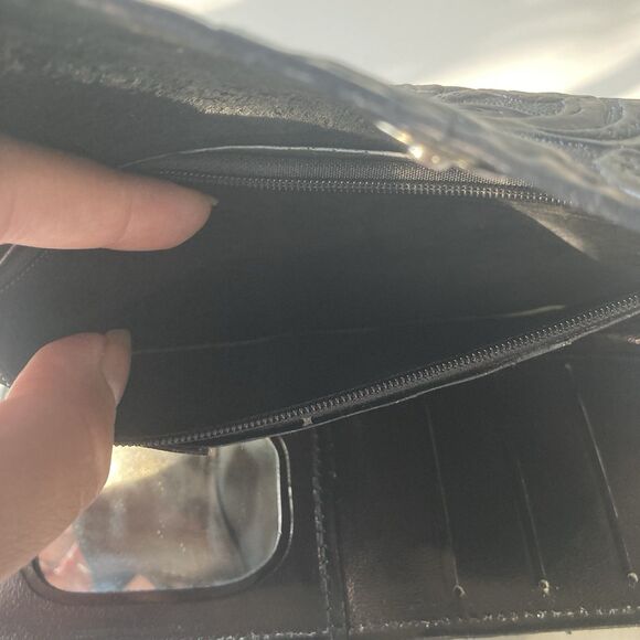 Vintage 70's Black LeatherTooled Embossed Long Wallet Boho South Western Mirror - Picture 11 of 16